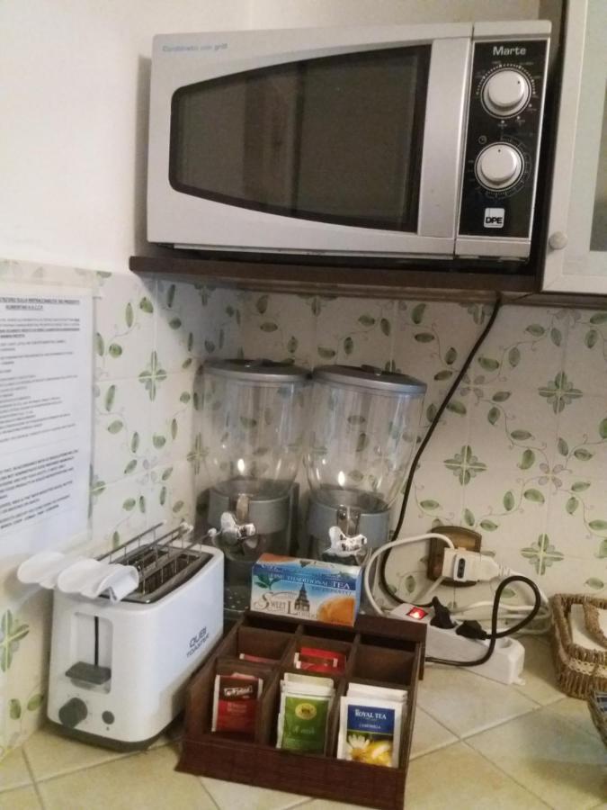 "La Maison Del Corso" Hospitality Pisa Bagian luar foto