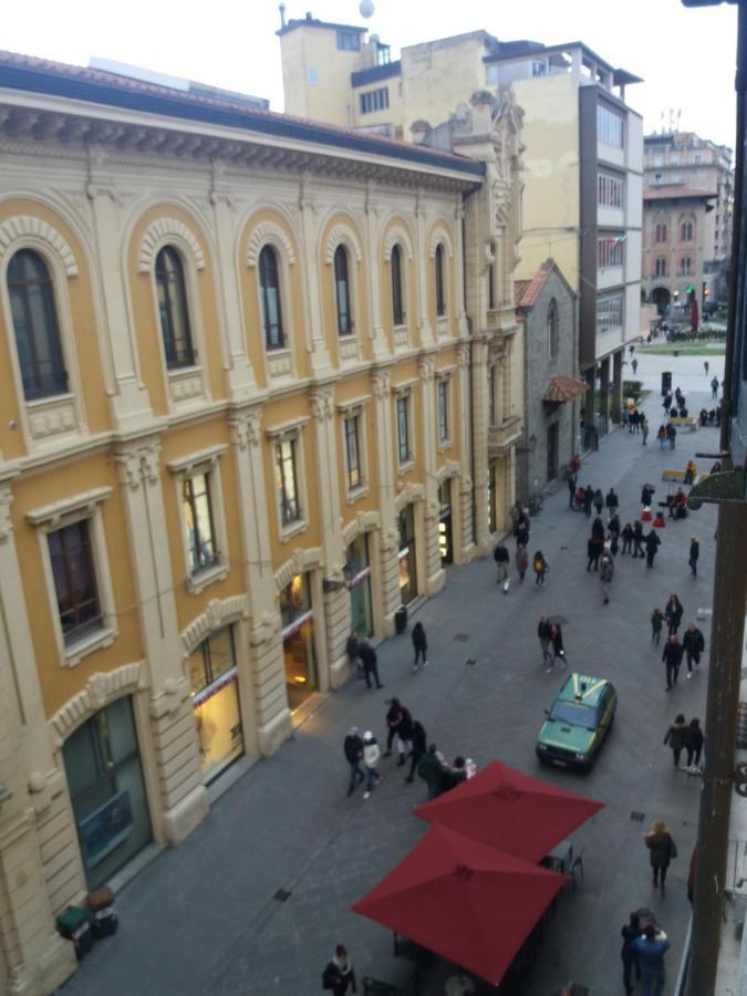 "La Maison Del Corso" Hospitality Pisa Bagian luar foto