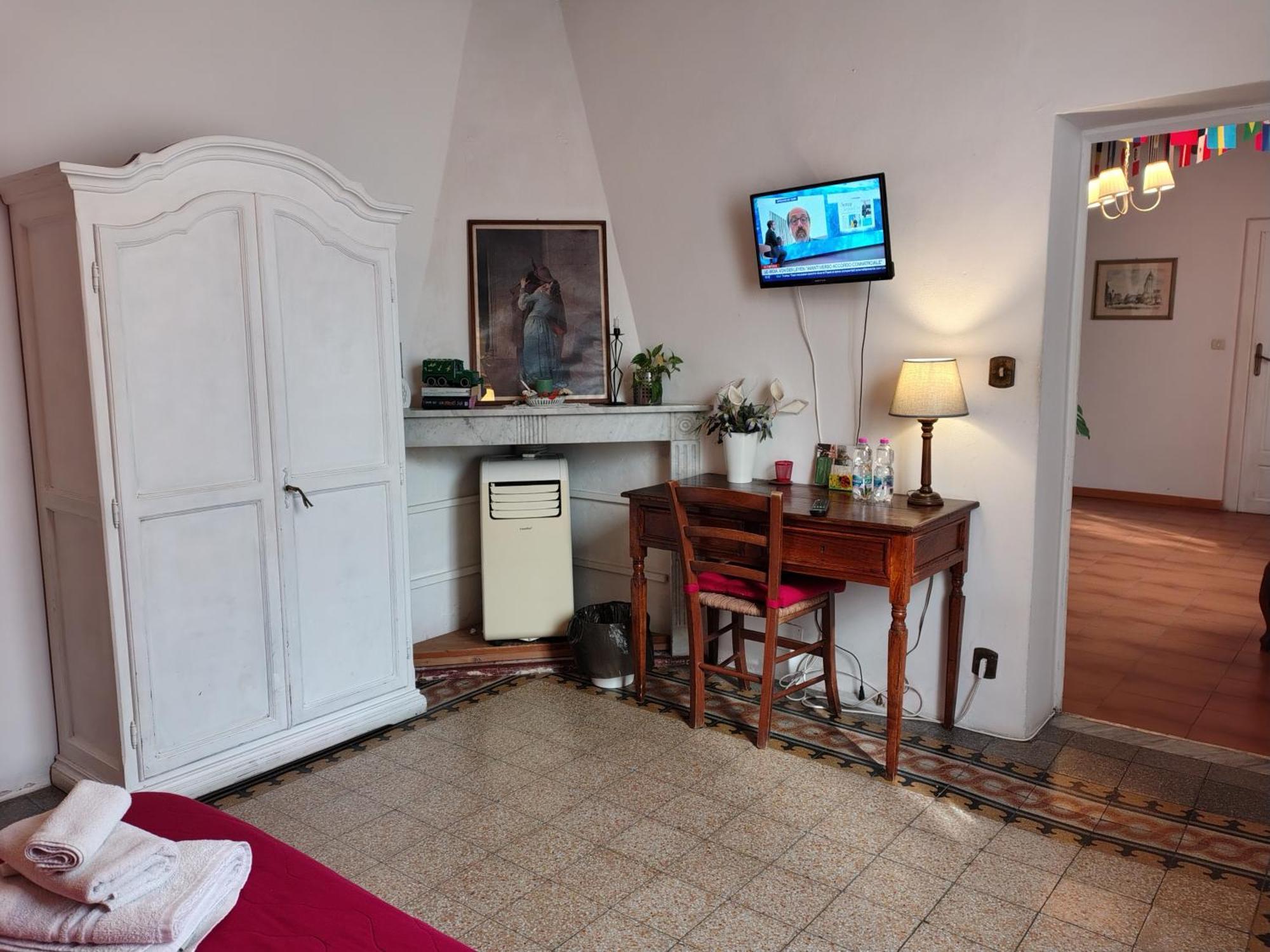 "La Maison Del Corso" Hospitality Pisa Bagian luar foto